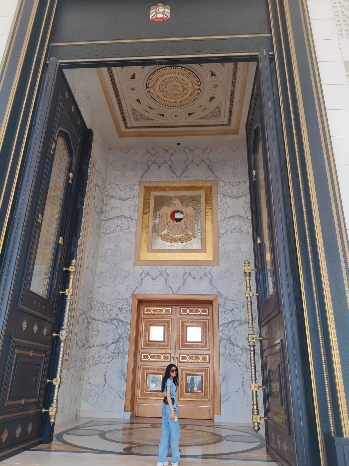 Amisha Bansal artistic photography 2024 - USC Viterbi comp sci student Los Angeles NYC software engineer portfolio