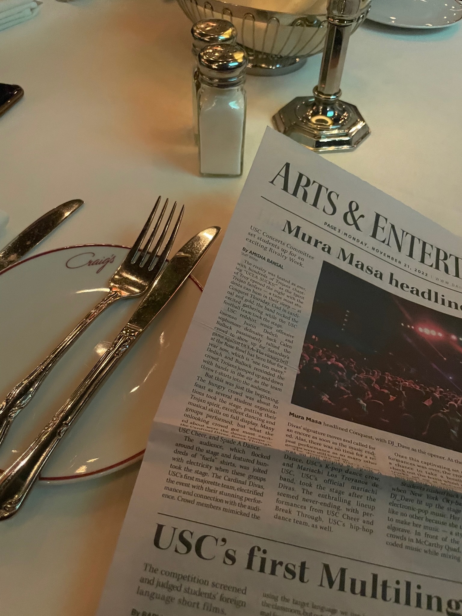 Amisha Bansal USC LA student photography 2024 - computer science Viterbi Los Angeles NYC software engineer portrait